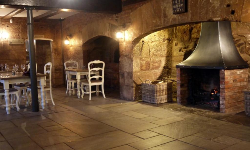Weston Hall Stafford Esterno foto