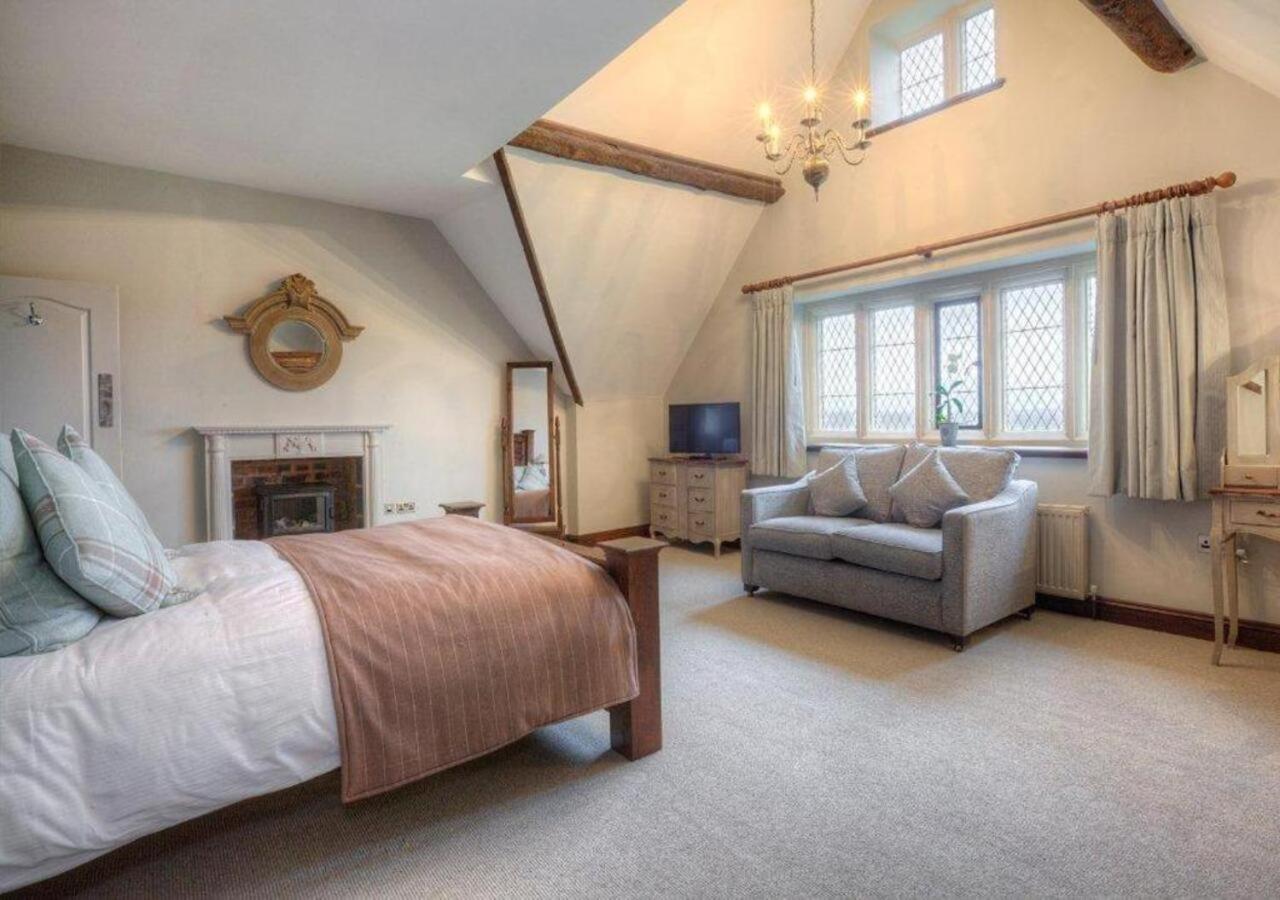 Weston Hall Stafford Esterno foto