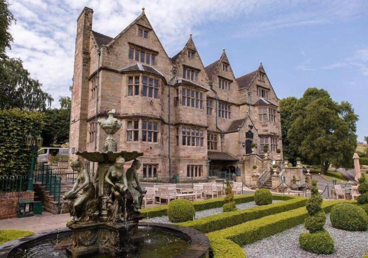 Weston Hall Stafford Esterno foto